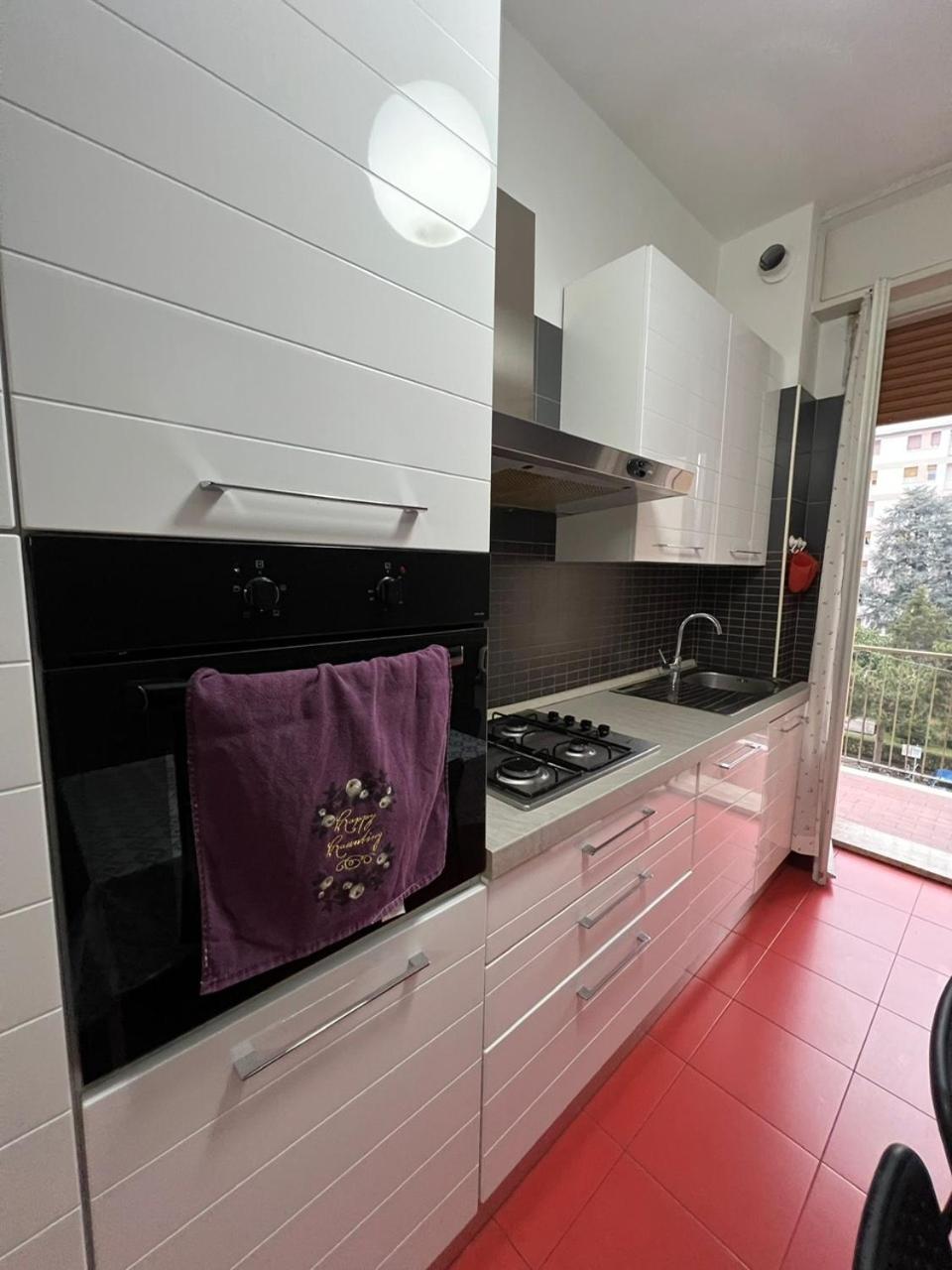 Splendido Appartamento In Zona Fiera A Bolonha Exterior foto